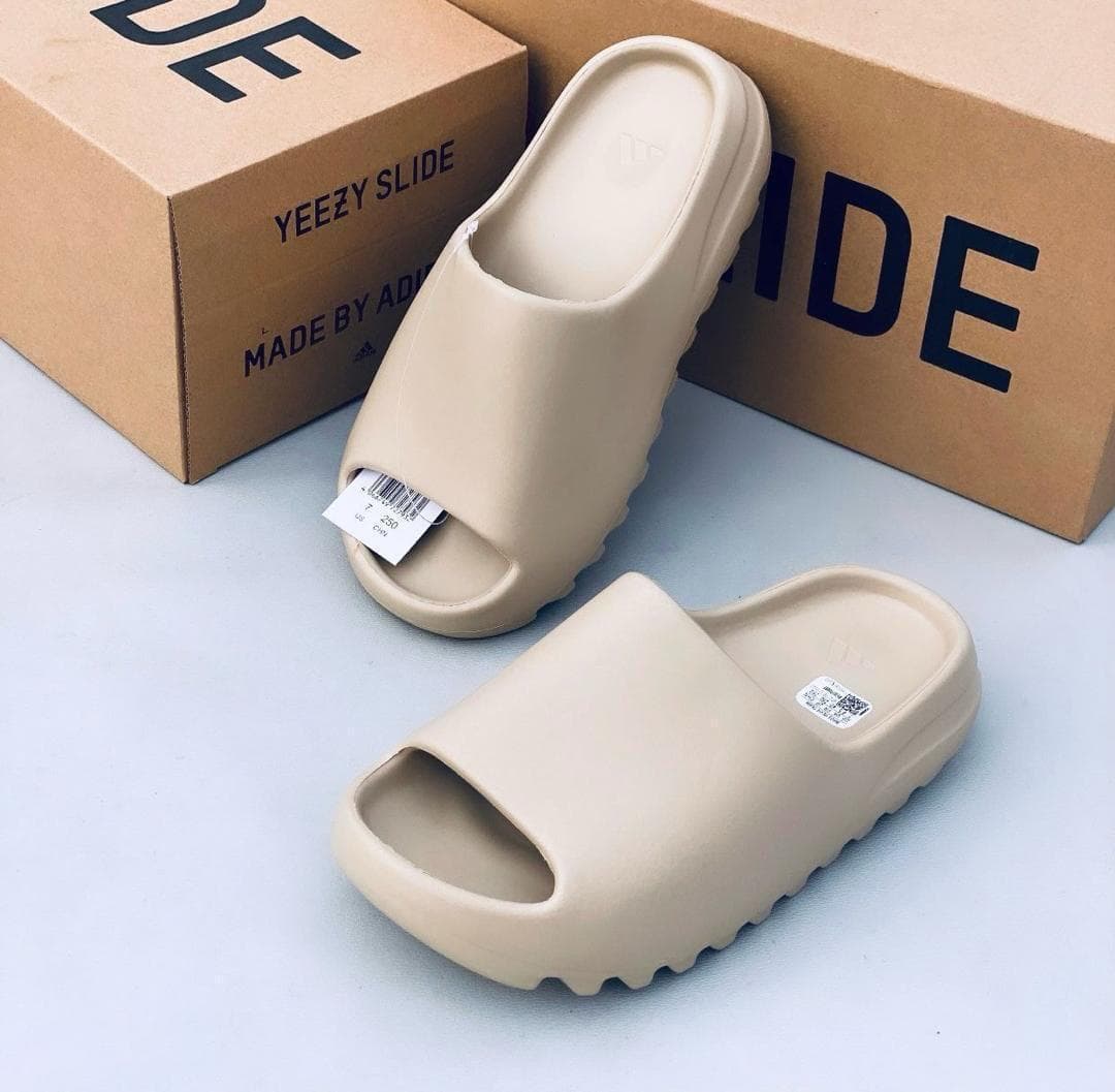 Adidas Yeezy Slide Tan