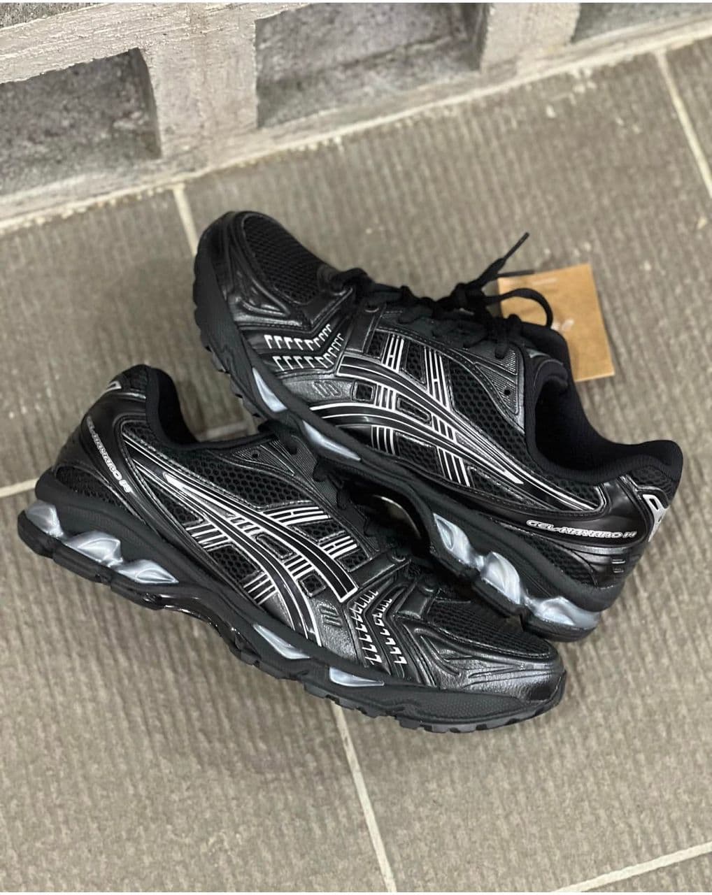 Asics Gel Kayano Black Silver