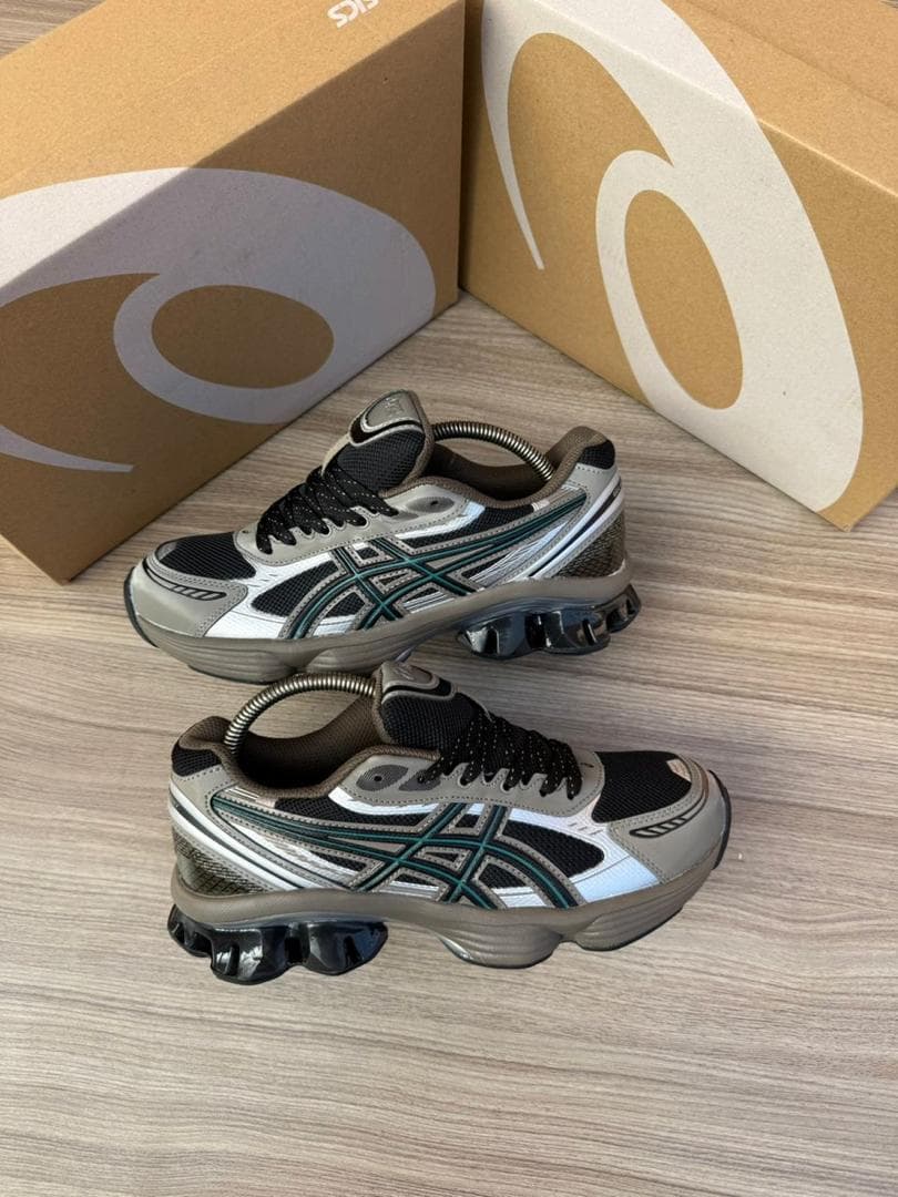 Asics Gel Quantum Carbon