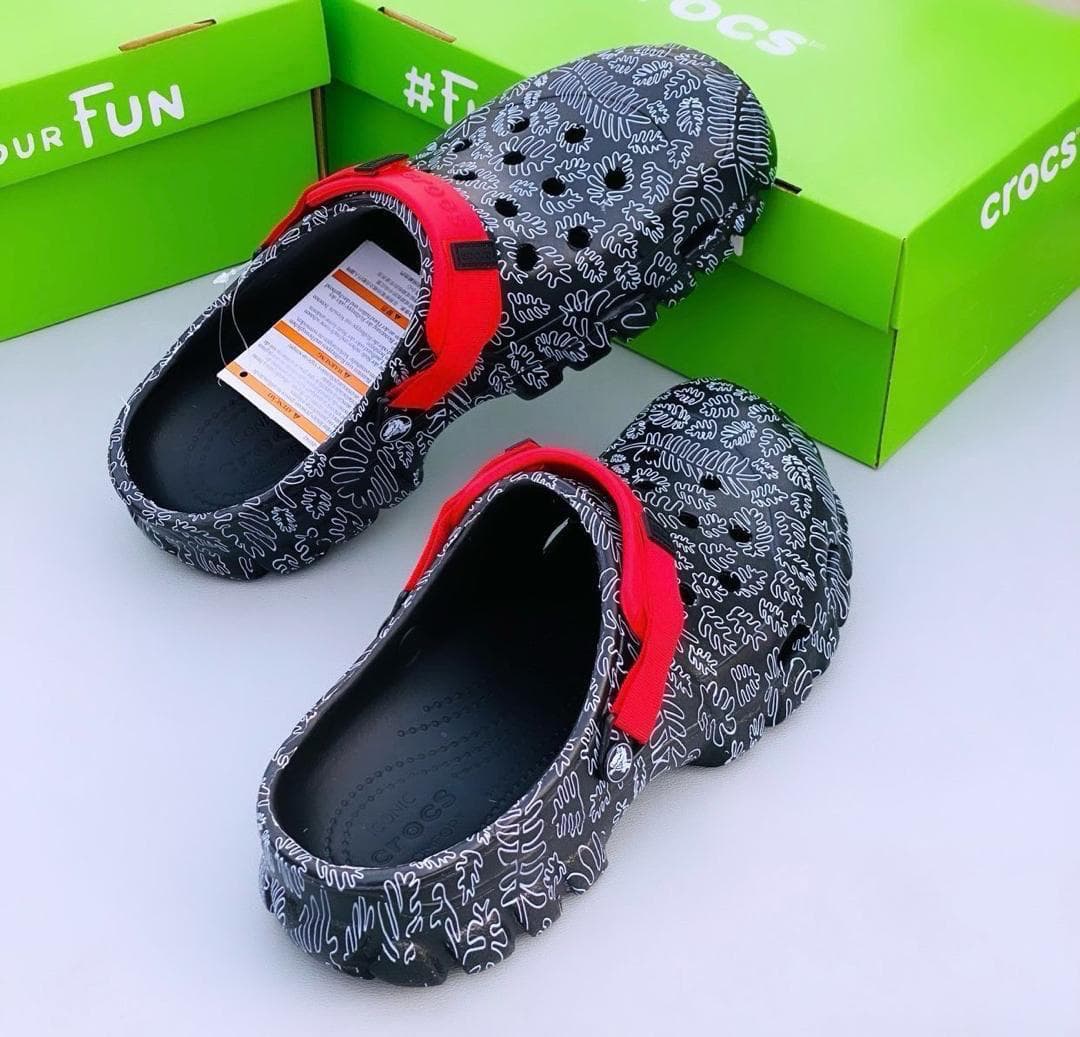 Crocs Hiker Clog Black White Leaf Red Strap