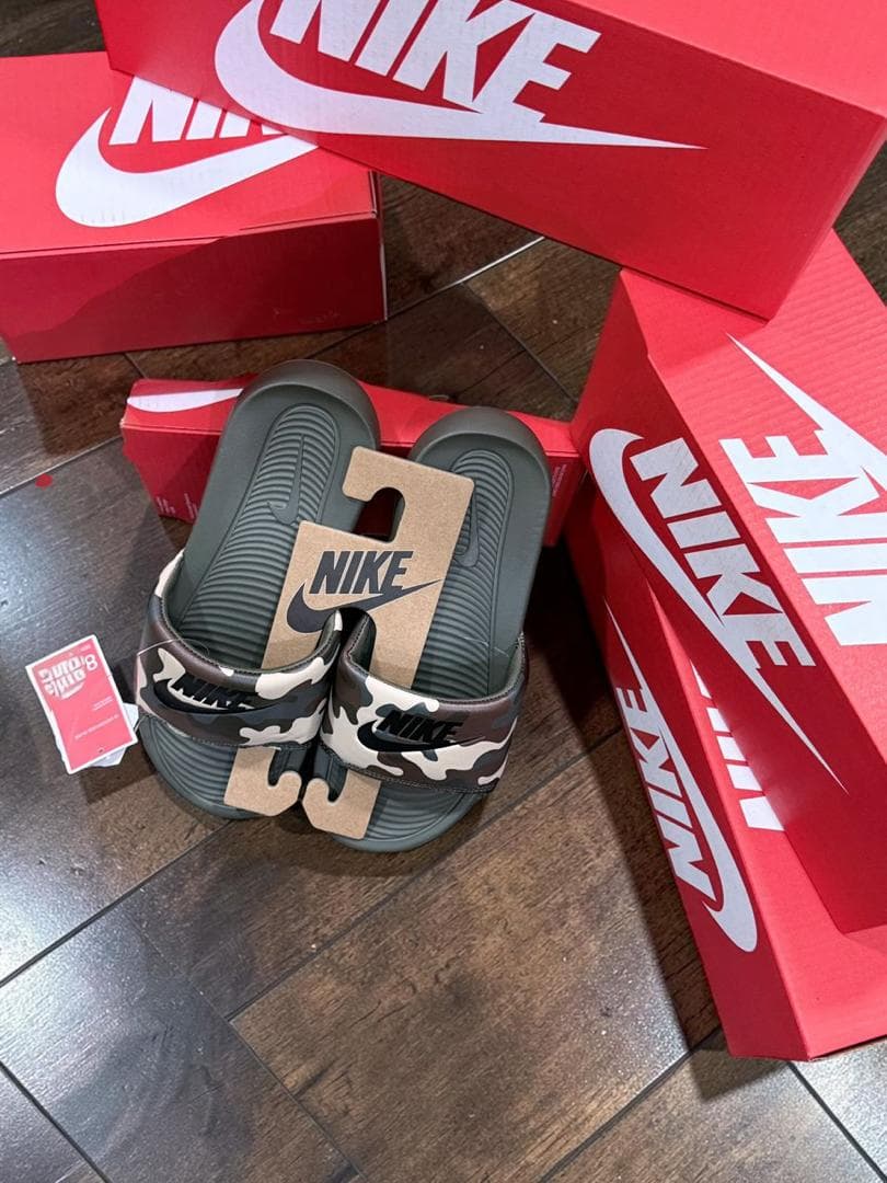 Nike Victori One Slide Olive Camo
